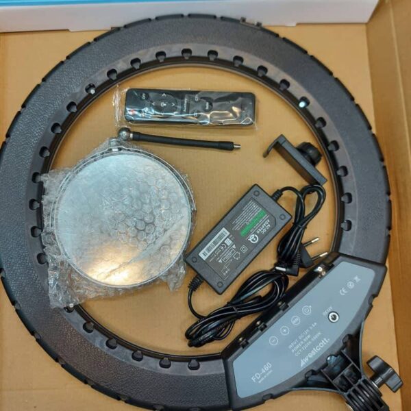 رینگ لایت به همراه سه پایه مدل Westcott FD-460 Ring Light